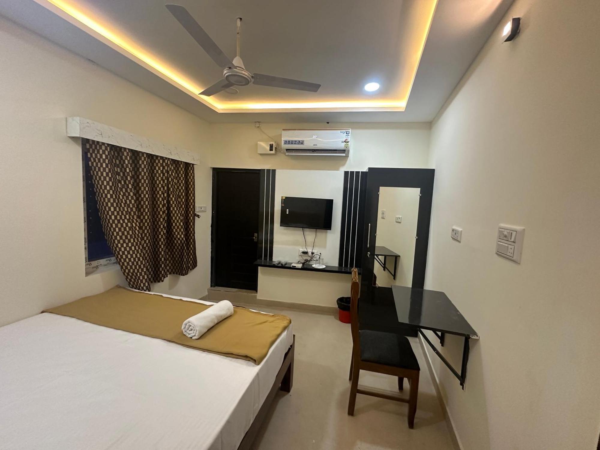 Mahadeepam Residency Villa Tiruvannāmalai Dış mekan fotoğraf