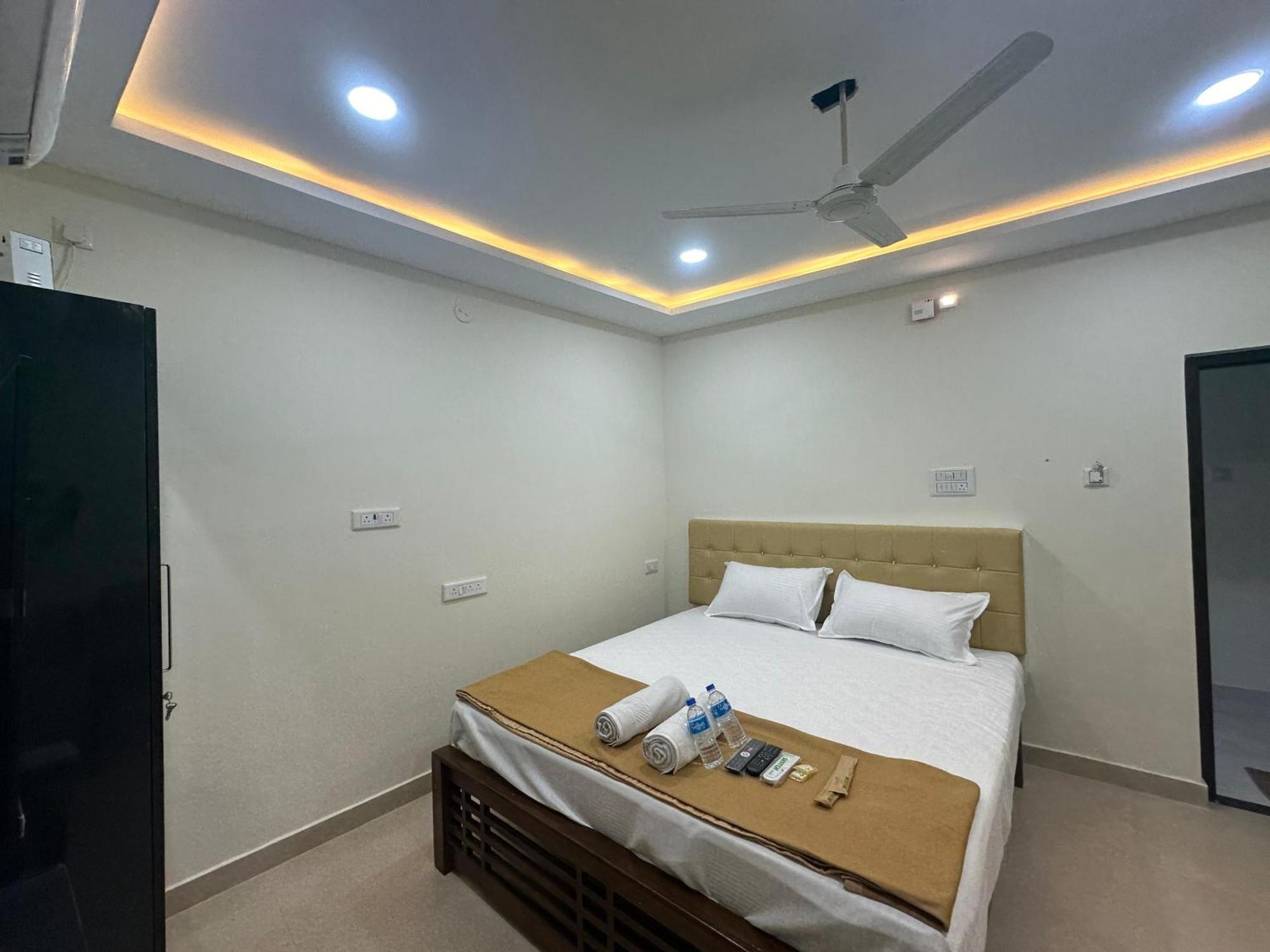 Mahadeepam Residency Villa Tiruvannāmalai Dış mekan fotoğraf