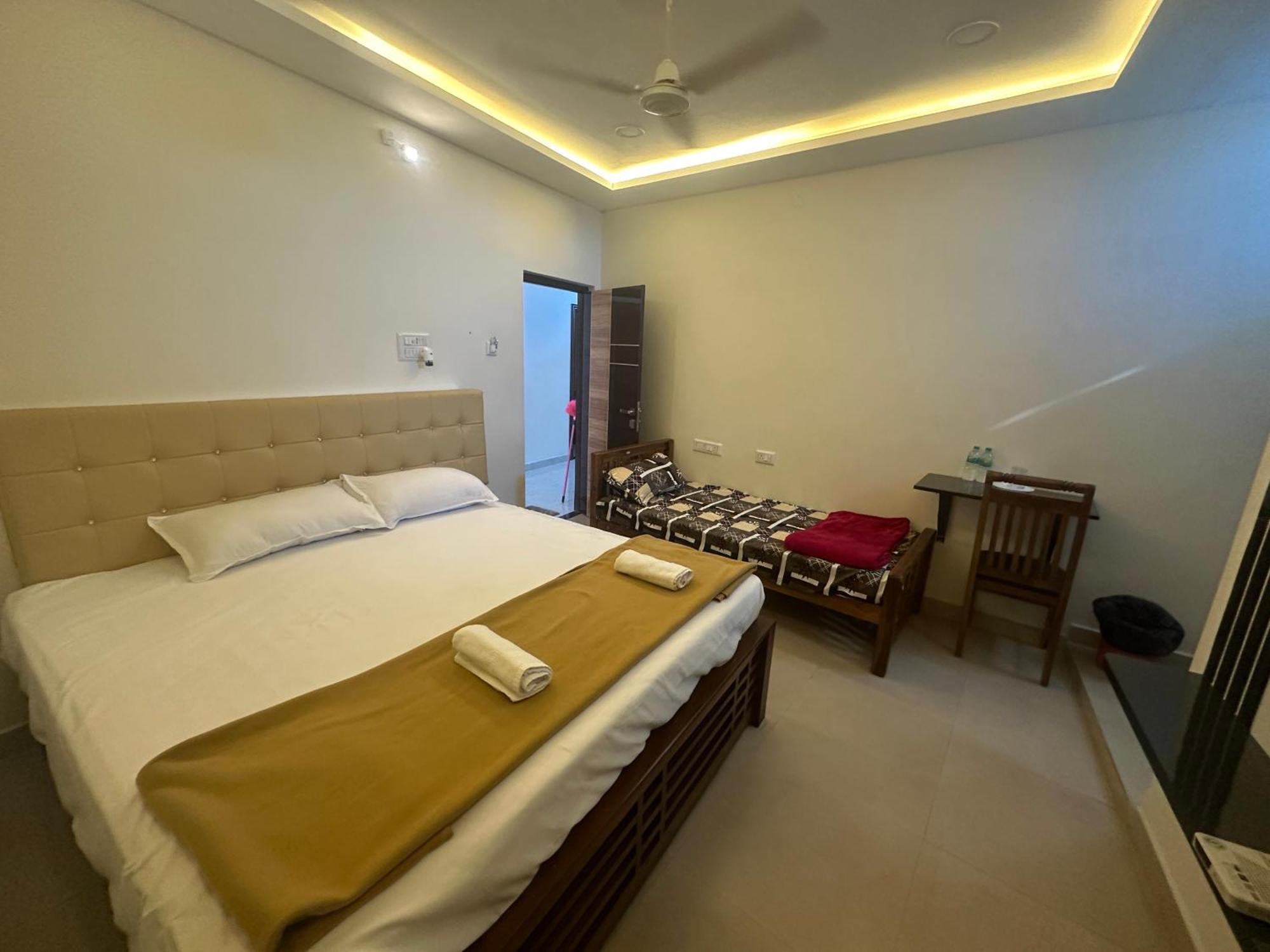 Mahadeepam Residency Villa Tiruvannāmalai Dış mekan fotoğraf